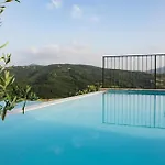 With Panoramic Pool Amongst Olive Groves * Lisciano Niccone