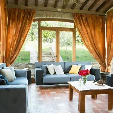 Casa de Férias With Panoramic Pool Amongst Olive Groves Lisciano Niccone